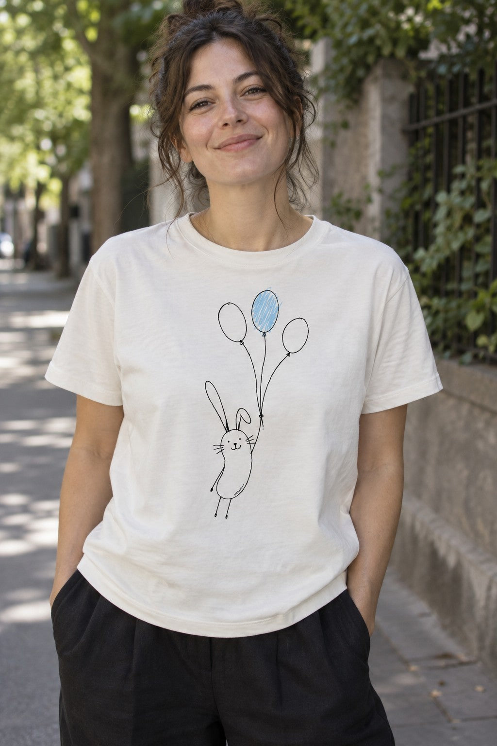 Balloon Bunny Tee photo1