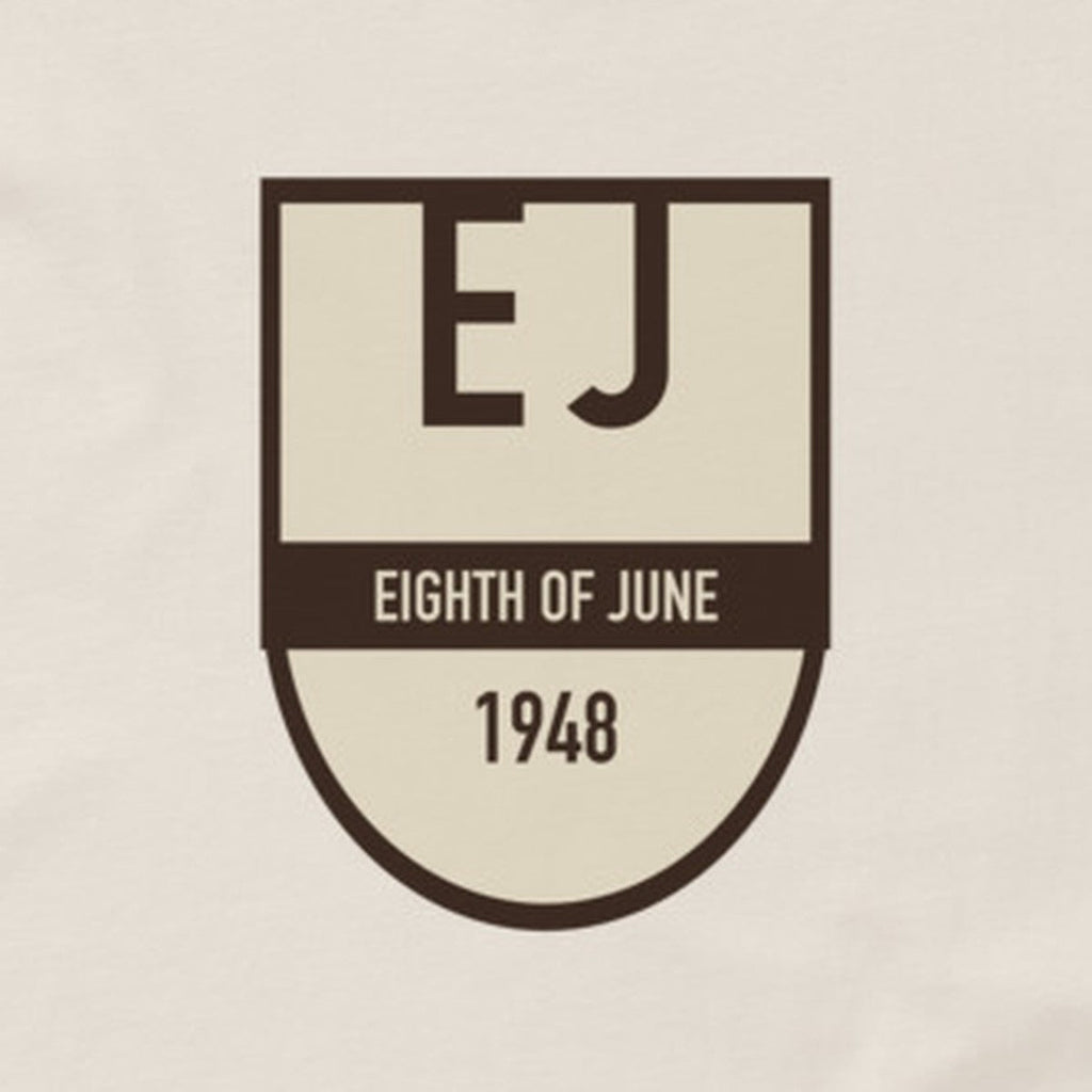 CREST TEE shot detail