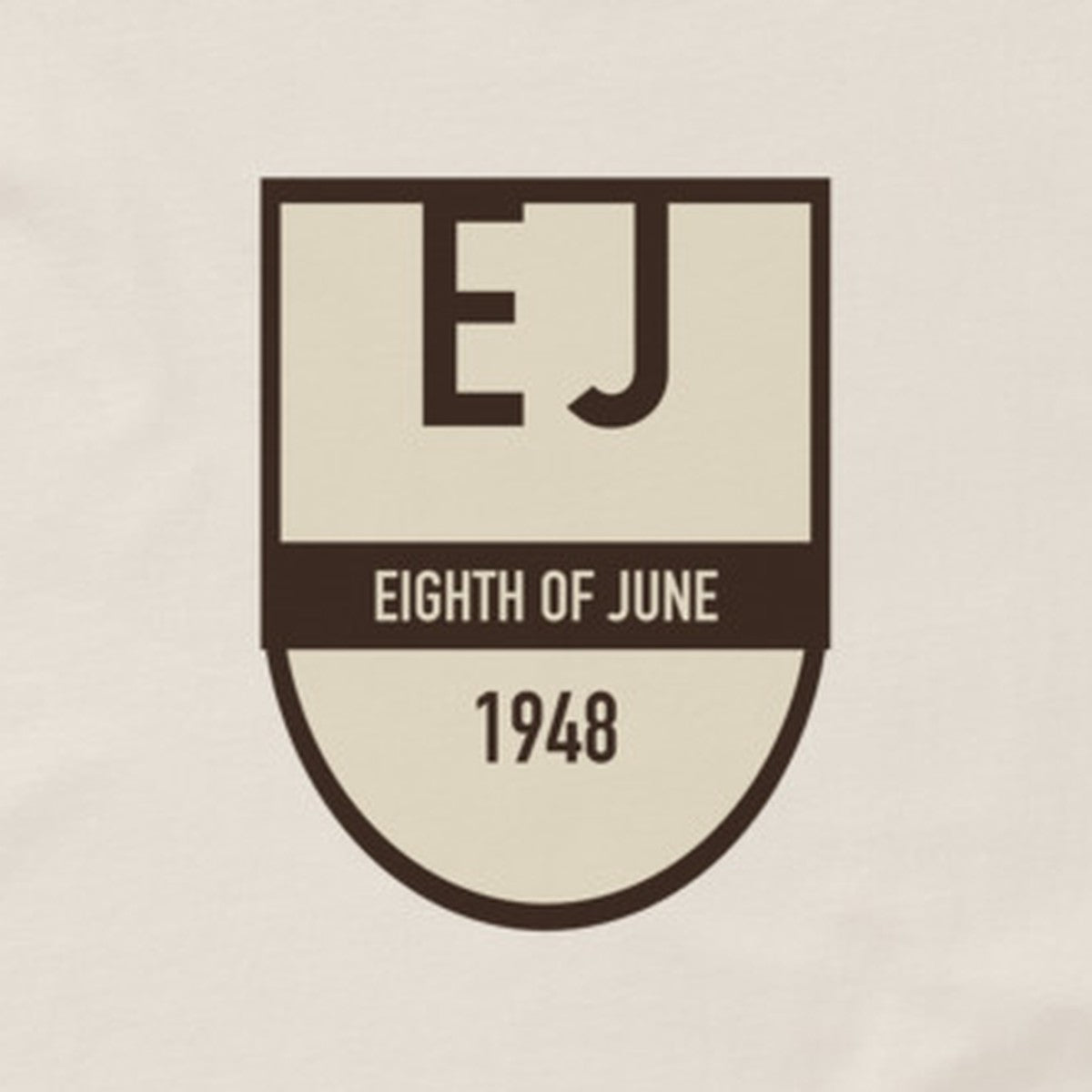 CREST TEE shot detail